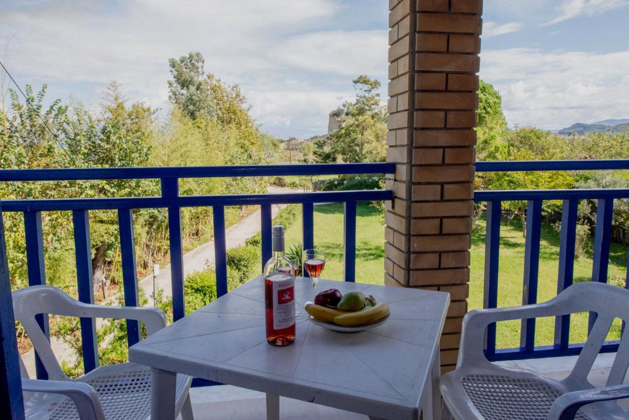 Villa Spyridoula Studios On The Beach Сидари Екстериор снимка