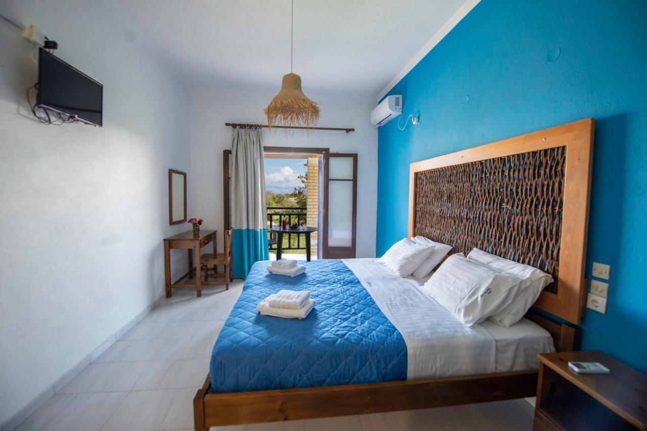 Villa Spyridoula Studios On The Beach Сидари Екстериор снимка