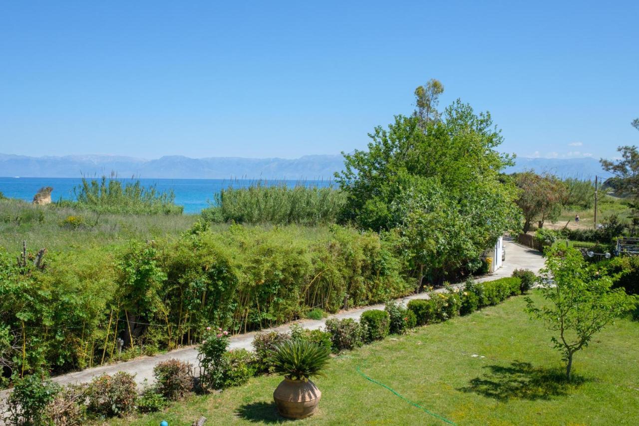 Villa Spyridoula Studios On The Beach Сидари Екстериор снимка
