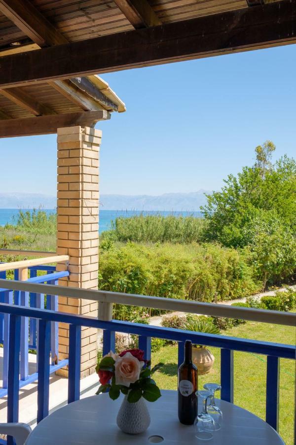 Villa Spyridoula Studios On The Beach Сидари Екстериор снимка